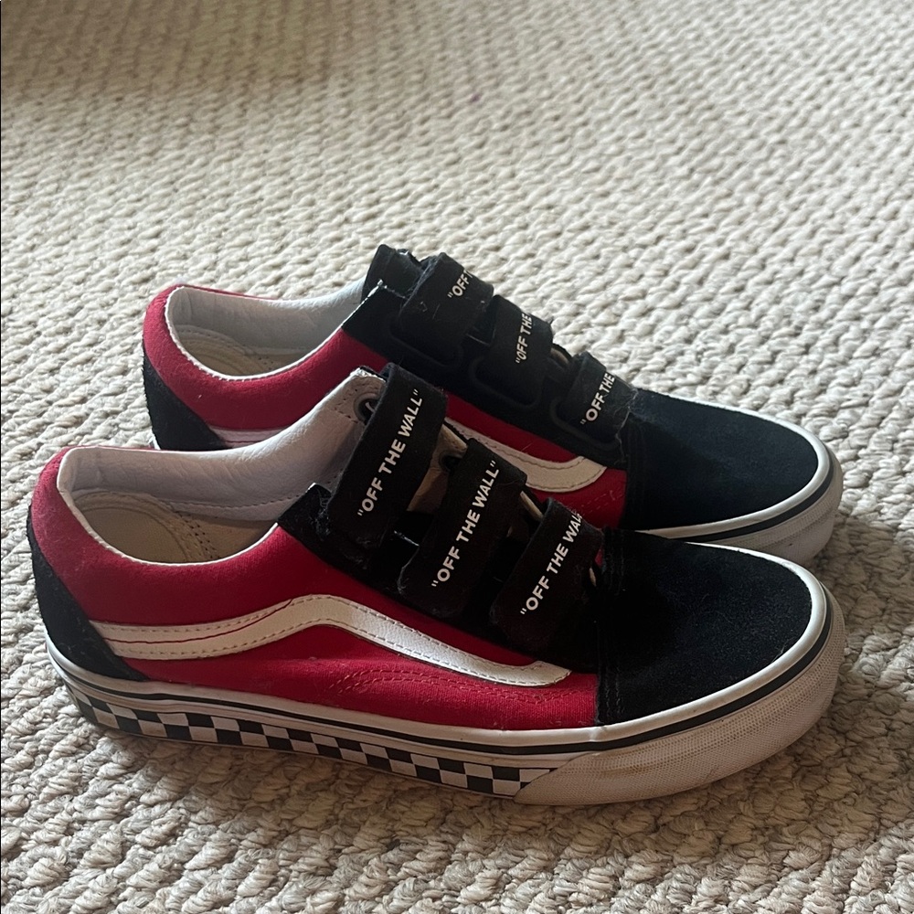 Vans off the wall Velcro sneakers